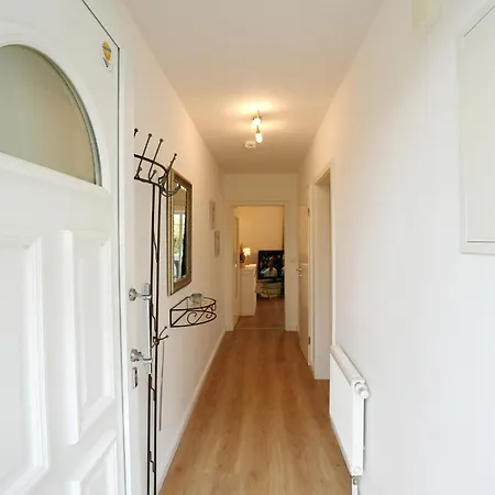 Apartment Am Am Strandallee 48 03 *