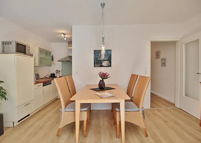 Am Am Strandallee 48 03