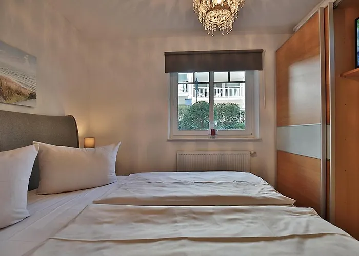 Am Am Strandallee 48 03 * Timmendorfer Strand